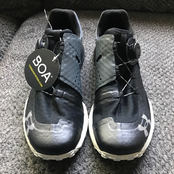 under armor syncline